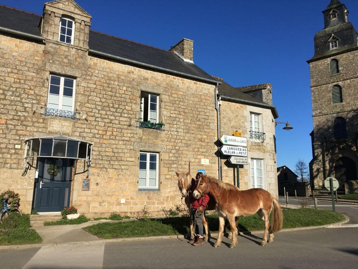 La Suite Tremignon Megrit Exterior photo