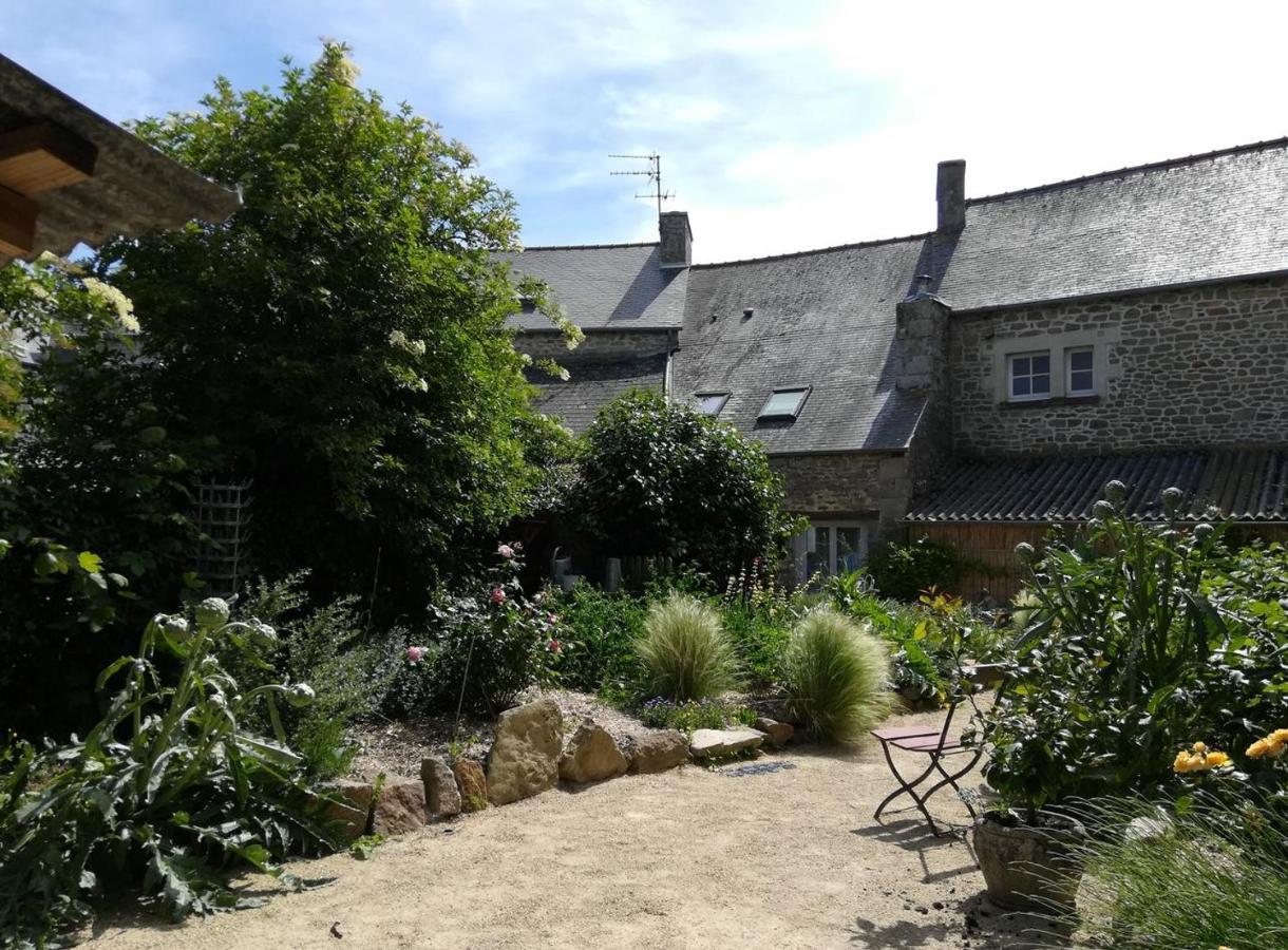 La Suite Tremignon Megrit Exterior photo